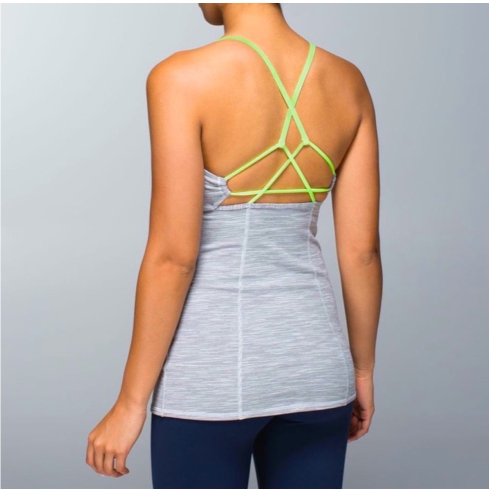 🧘‍♀️ Lululemon Dancing Warrior Wee Are From Space Silver Spoon Tank 🏃‍♀️